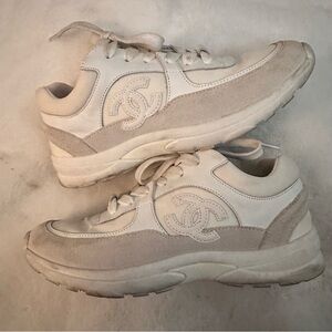 Preloved CC trainers/white sneakers 👟 Size 38